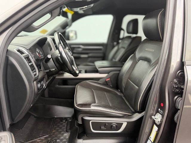 Used 2023 RAM 1500 Laramie AWD/4WD image 22