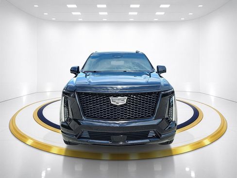 New 2026 Cadillac Escalade Platinum Sport w/ LPO, ONYX Package AWD/4WD image 2