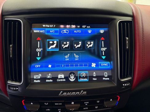 Used 2018 Maserati Levante S GranSport AWD/4WD image 37