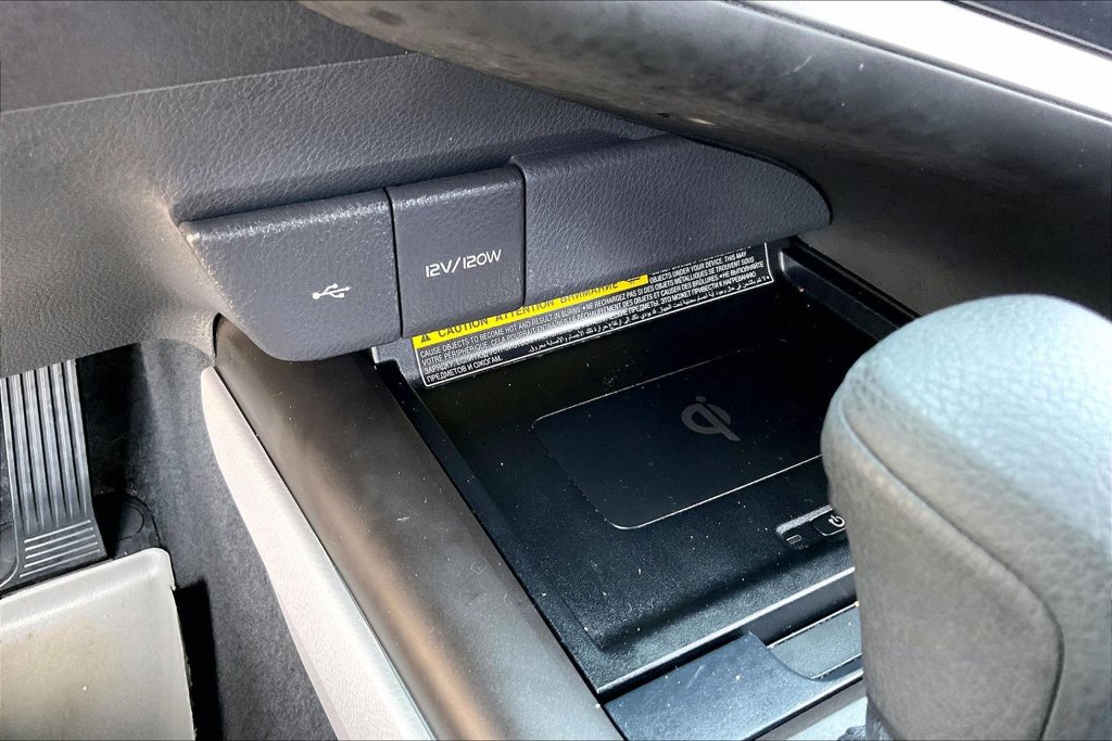 Used 2021 Toyota Camry LE w/ Audio Upgrade Package FWD image 15