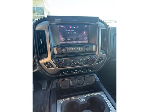 Used 2015 GMC Sierra 2500 Denali w/ Duramax Plus Package image 3
