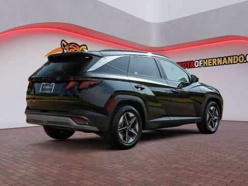 Used 2025 Hyundai Tucson SEL FWD image 6