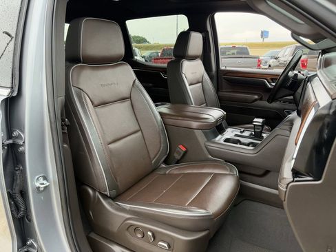 Used 2023 GMC Sierra 1500 Denali w/ Denali Reserve Package AWD/4WD image 30