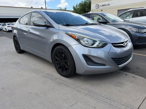 Used 2016 Hyundai Elantra SE FWD image 6
