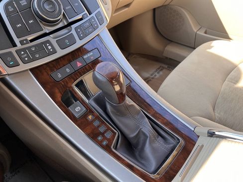 Used 2010 Buick LaCrosse CX FWD image 16