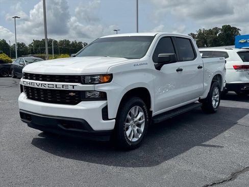Used 2019 Chevrolet Silverado 1500 Custom AWD/4WD image 7