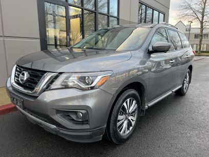 Used 2019 Nissan Pathfinder SL