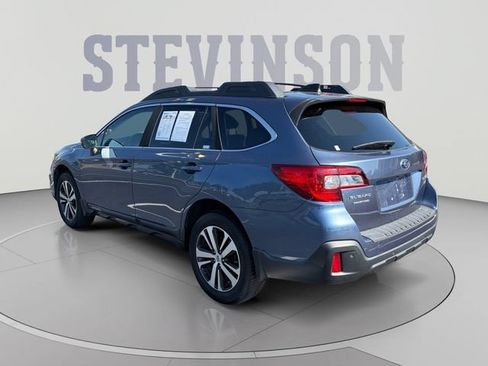 Used 2018 Subaru Outback 3.6R Limited AWD/4WD image 3