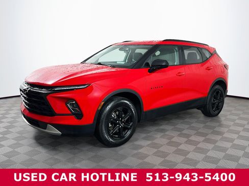 Used 2024 Chevrolet Blazer LT w/ Convenience Package image 2