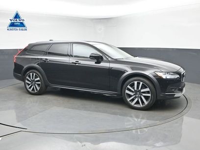 Used 2021 Volvo V90 T6 Cross Country w/ Advanced Package