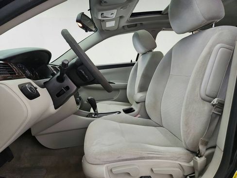 Used 2015 Chevrolet Impala LT w/ LT Sunroof Package FWD image 11