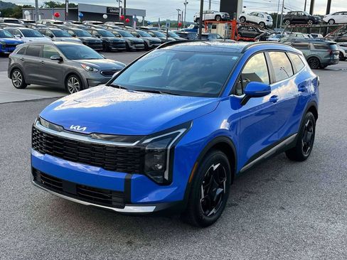 Certified 2026 Kia Sportage EX w/ EX Panorama Roof Package AWD/4WD image 34