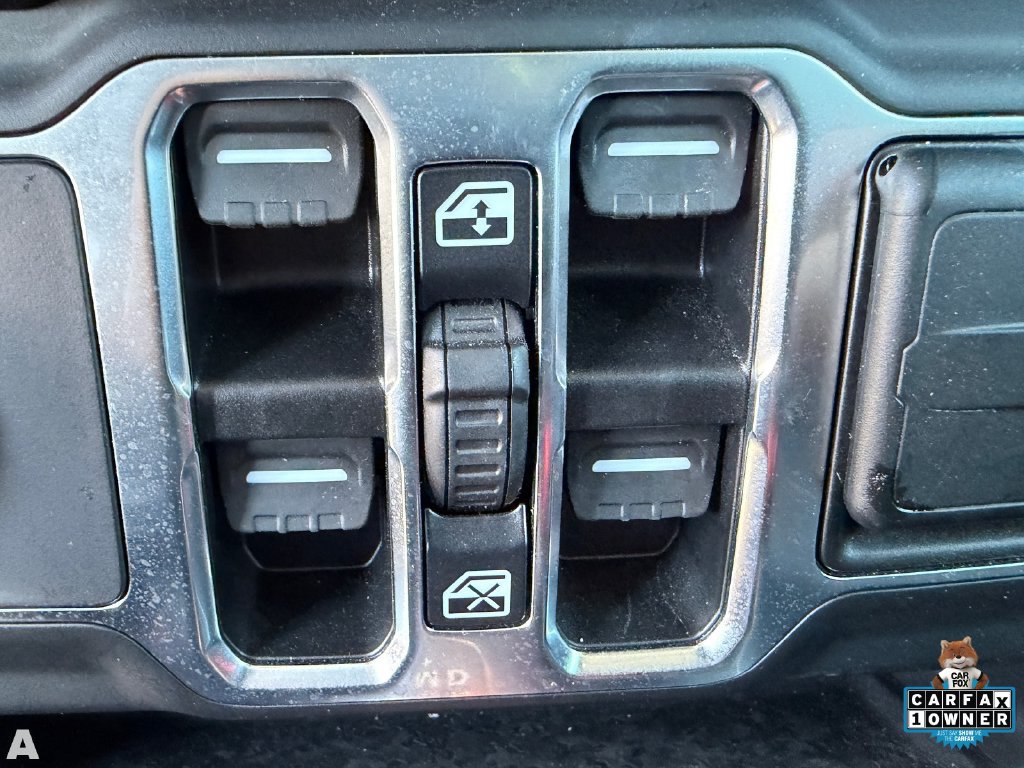 Certified 2023 Jeep Wrangler Unlimited Sahara w/ Cold Weather Group AWD/4WD image 28