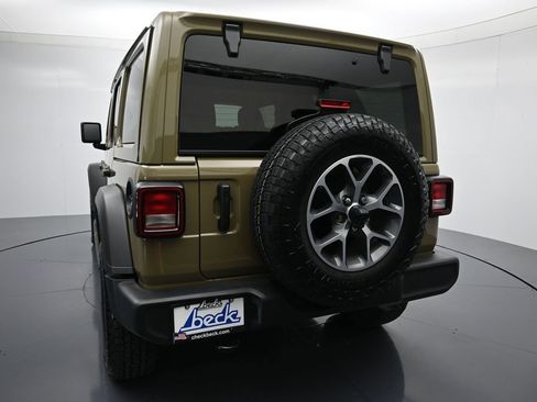 Used 2025 Jeep Wrangler Unlimited Sport AWD/4WD image 23