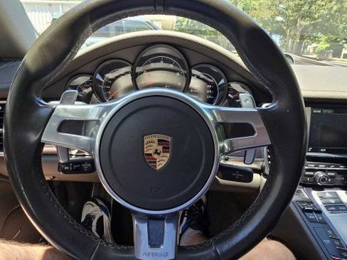 Used 2016 Porsche Panamera 4 AWD/4WD image 19