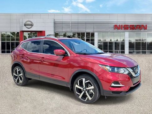 Certified 2022 Nissan Rogue Sport SL AWD/4WD image 2