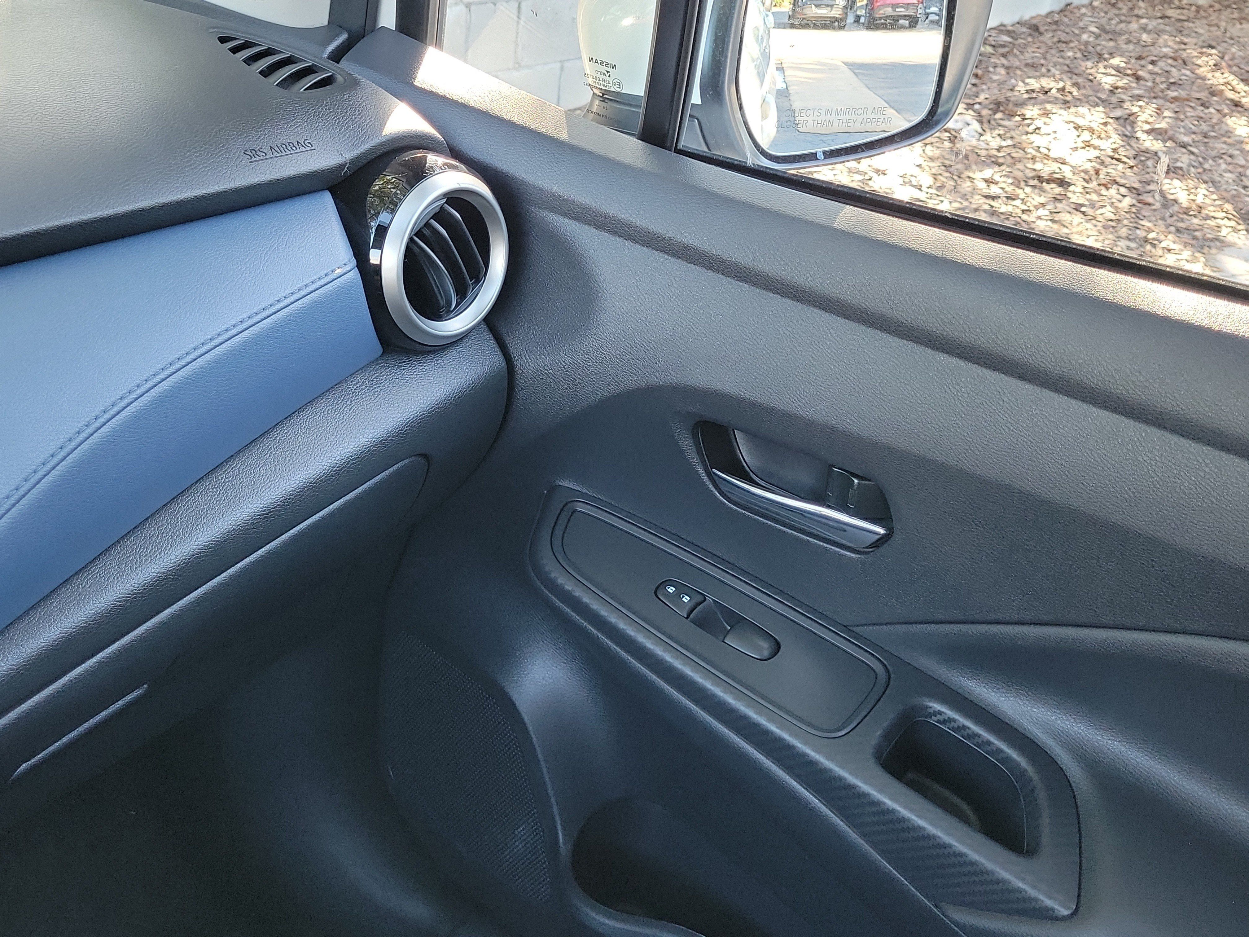 Certified 2025 Nissan Versa SV FWD image 29