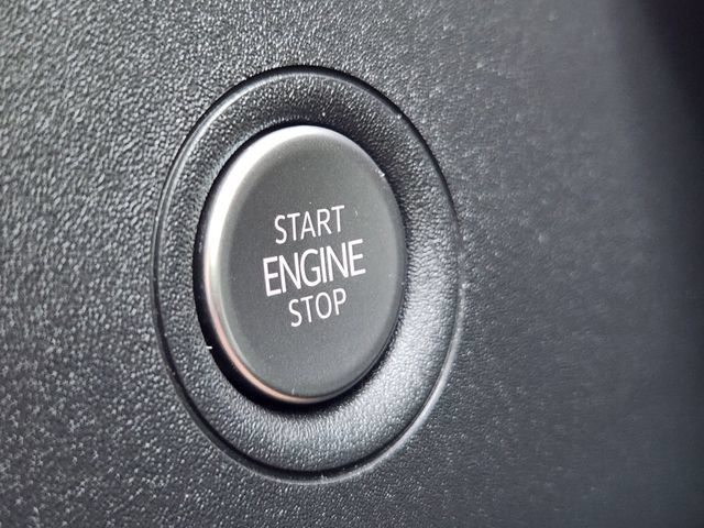 Certified 2025 Volkswagen ID.4 Pro S AWD/4WD image 19