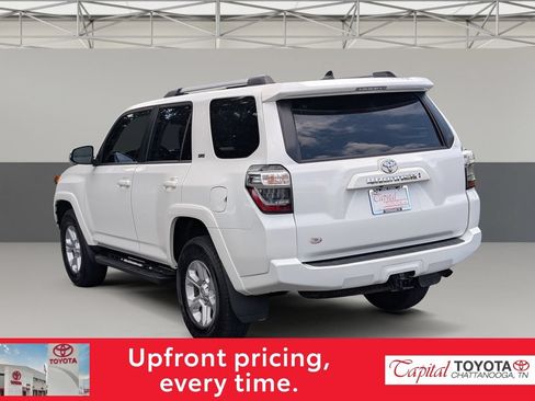 Used 2023 Toyota 4Runner SR5 Premium w/ Moonroof Package AWD/4WD image 5
