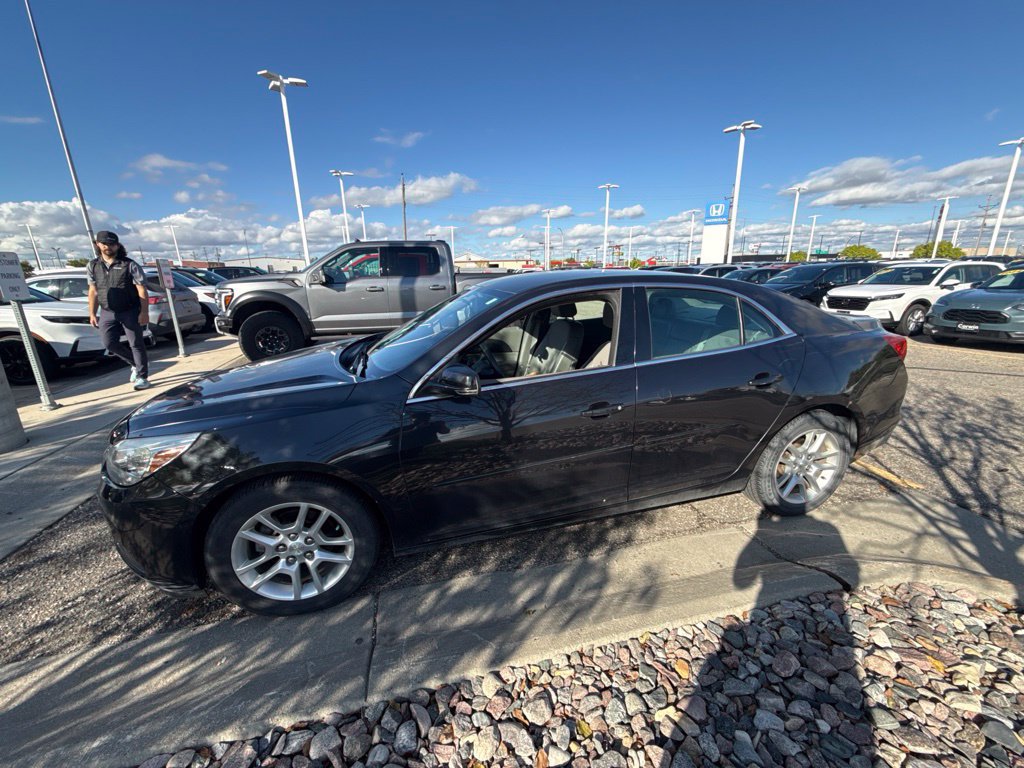 Used 2015 Chevrolet Malibu LT w/ Power Convenience Package FWD image 6