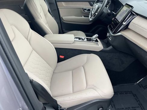Certified 2026 Volvo XC90 B5 Plus AWD/4WD image 24