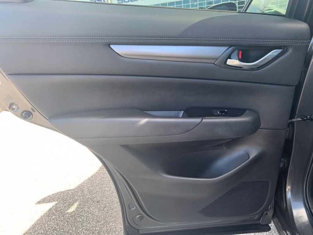 Used 2019 MAZDA CX-5 Touring AWD/4WD image 17