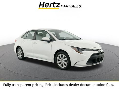 Used 2025 Toyota Corolla LE FWD image 1