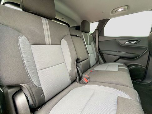 Used 2023 Chevrolet Blazer LT FWD image 27
