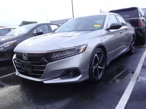 Used 2022 Honda Accord Sport image 1