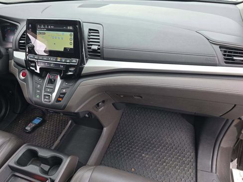Used 2018 Honda Odyssey Touring image 14