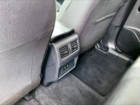 Certified 2026 Nissan Rogue SV AWD/4WD image 27