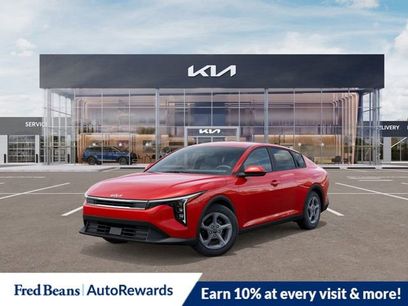New 2025 Kia K4 LXS