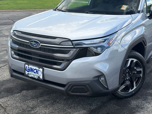 Used 2026 Subaru Forester Limited AWD/4WD image 8