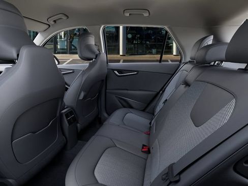 New 2026 Kia Niro EX FWD image 18