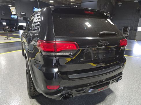 Used 2018 Jeep Grand Cherokee SRT AWD/4WD image 7