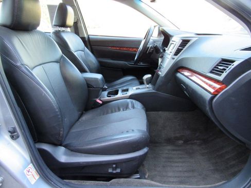 Used 2012 Subaru Legacy 2.5i Limited AWD/4WD image 7