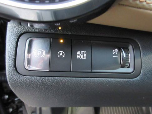 New 2026 Chevrolet Equinox ACTIV w/ Convenience Package III image 22