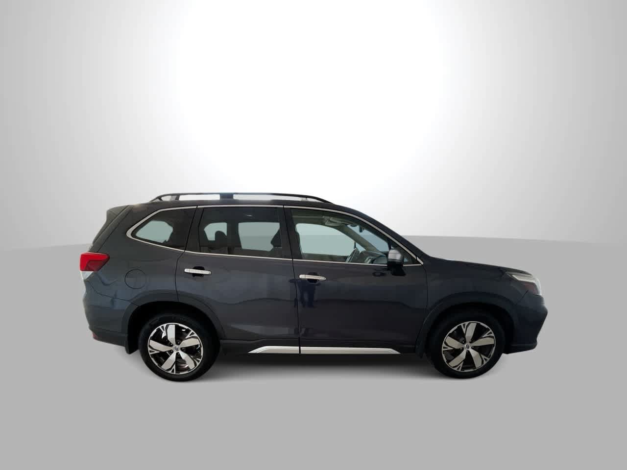 Used 2019 Subaru Forester Touring AWD/4WD image 9