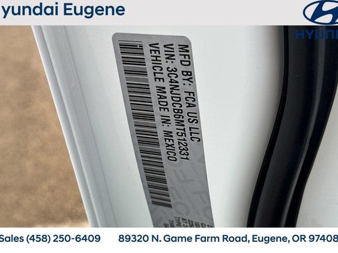 Used 2021 Jeep Compass Limited AWD/4WD image 37