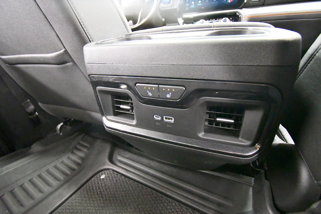 Used 2022 GMC Sierra 1500 AT4 w/ AT4 Premium Package AWD/4WD image 17