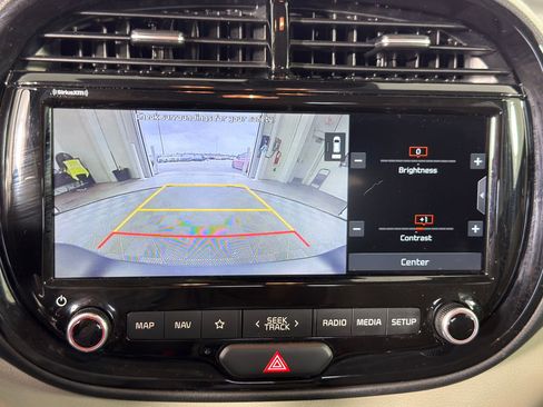 Used 2020 Kia Soul EX image 25