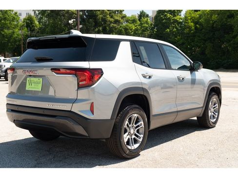 New 2026 GMC Terrain Elevation FWD image 8