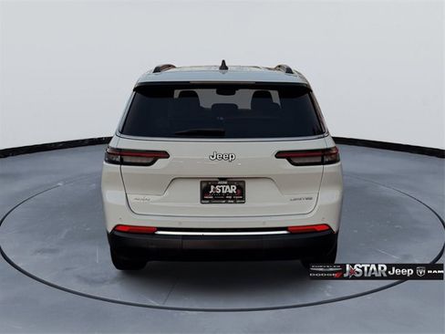 Used 2024 Jeep Grand Cherokee L Limited image 5