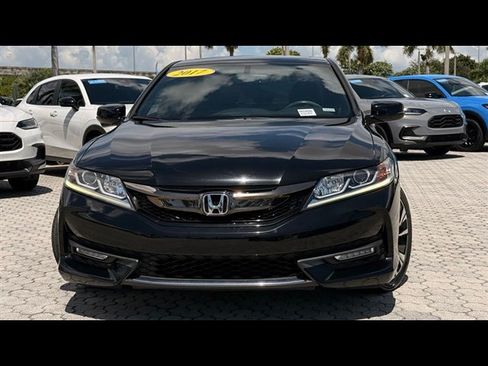 Certified 2017 Honda Accord EX-L image 2