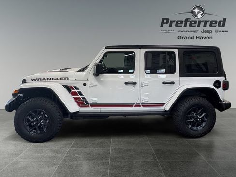 New 2026 Jeep Wrangler Unlimited Sport w/ Dual Top Group AWD/4WD image 11