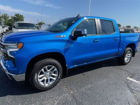 New 2025 Chevrolet Silverado 1500 LT w/ Z71 Off-Road Package image 6