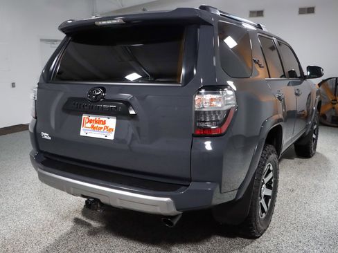 Used 2024 Toyota 4Runner TRD Off-Road Premium w/ Moonroof Package AWD/4WD image 7