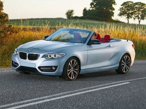 Used 2016 BMW 228i Convertible image 1
