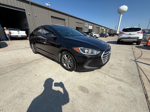 Used 2018 Hyundai Elantra SEL w/ Cargo Package image 5