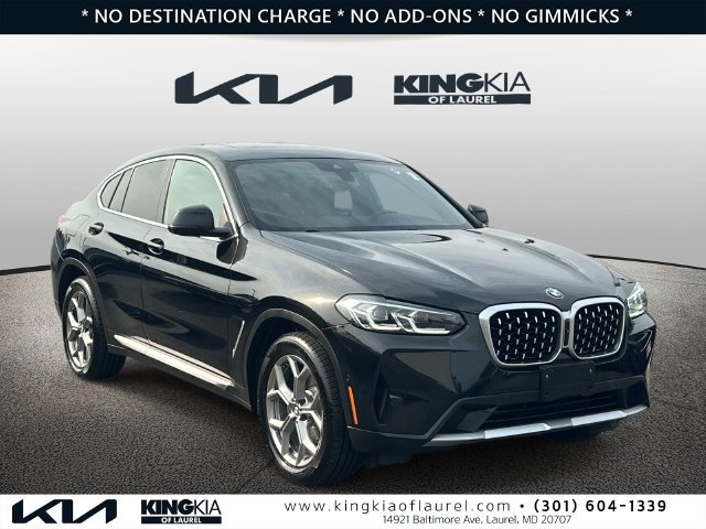 Used 2024 BMW X4 xDrive30i w/ Parking Assistance Package AWD/4WD image 1